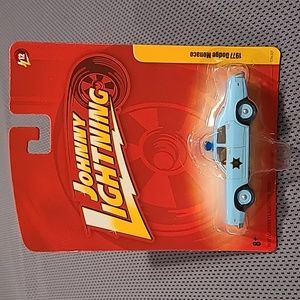 Johnny Lightning Release 12 Blue 1977 Dodge Monaco
